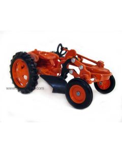 1/16 Allis-Chalmers G with plow