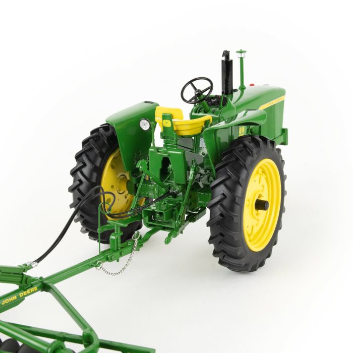 1/16 John Deere 3010 NF with RW Disk Precision Series