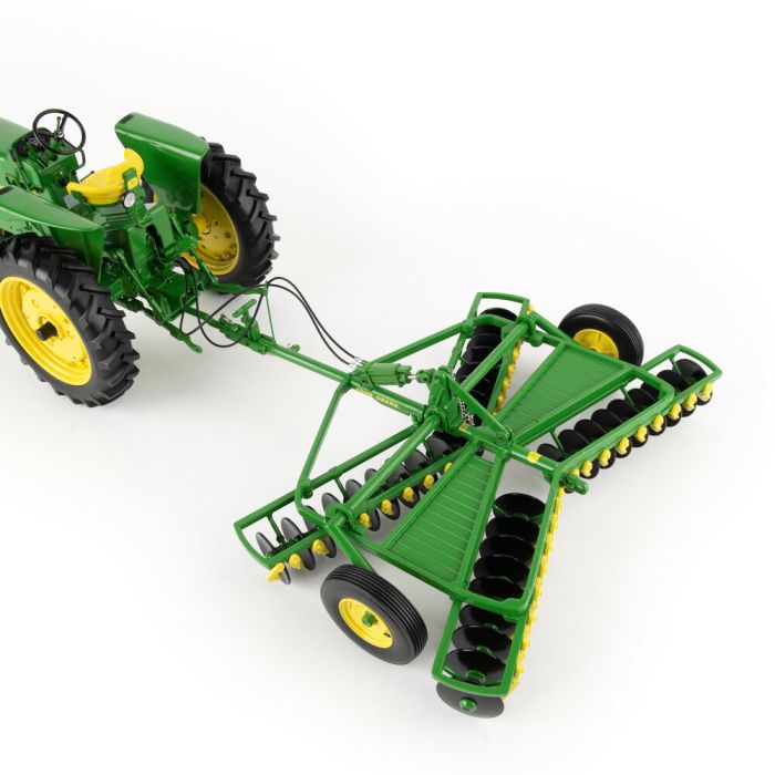 1/16 John Deere 3010 NF with RW Disk Precision Series