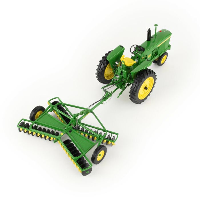 1/16 John Deere 3010 NF with RW Disk Precision Series