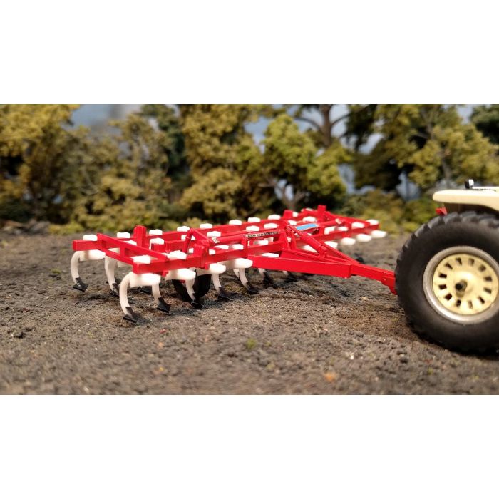 1/64 International Vibra Shank 45 Cultivator 21.3 foot Kit