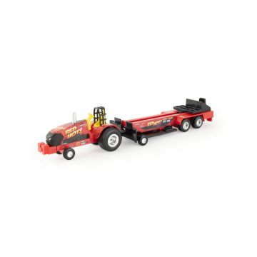 1/64 Case IH Magnum Red Hot Puller Tractor & Sled Set
