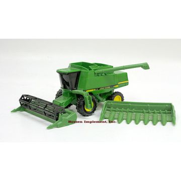 1/64 John Deere Combine 9500 with two heads