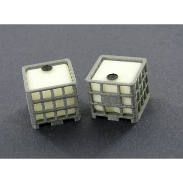 1/64 Liquid Pallet & 275 gallon tank set of 2