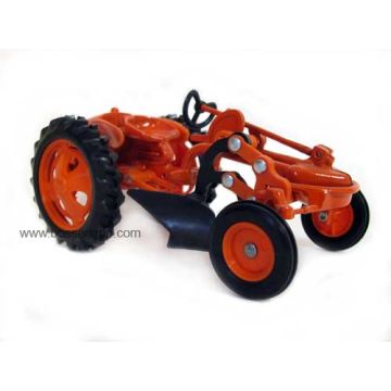 1/16 Allis-Chalmers G with plow