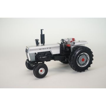 1/16 White 2-150 2WD open station Silver Stripe