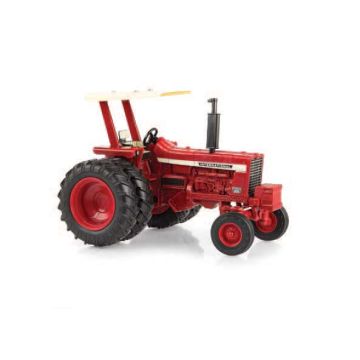 1/32 Farmall 856 WF with ROPS & Canopy